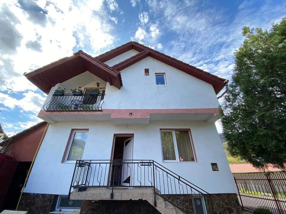 Vila Castelana Caciulata Buitenkant foto