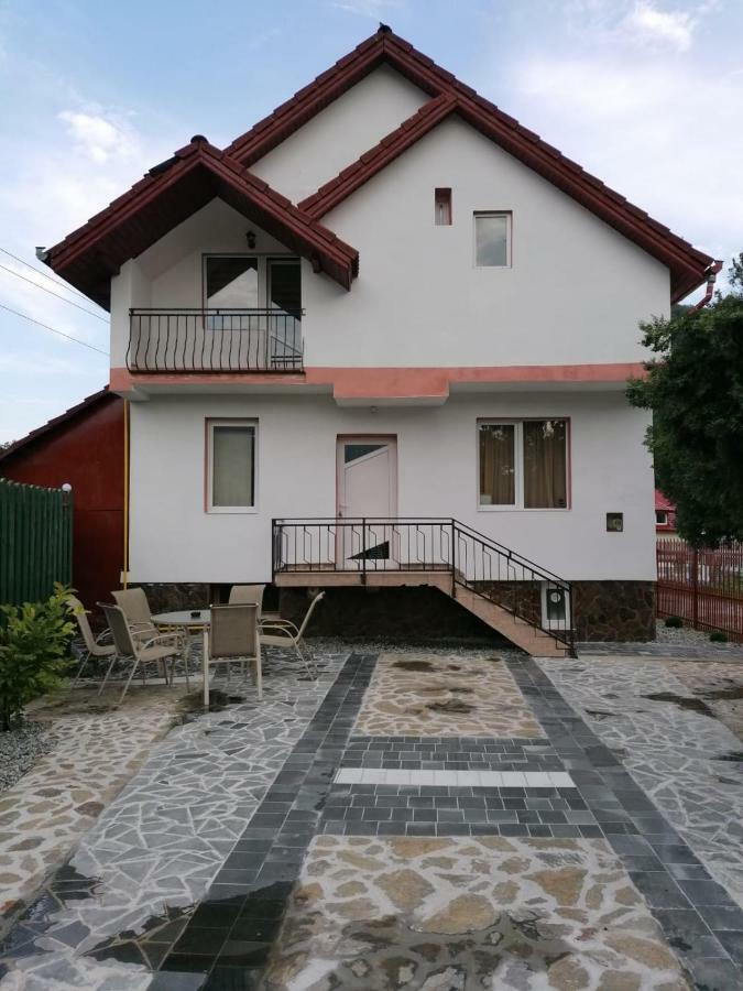 Vila Castelana Caciulata Buitenkant foto